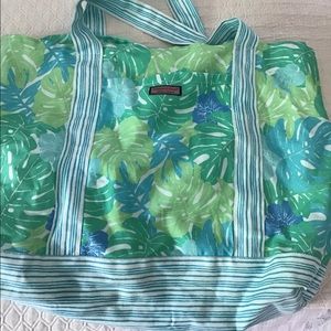 Vineyard Vines Packable Beach Tote